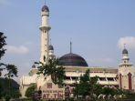 masjid-agung-at-tin.jpg