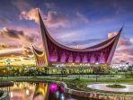 masjid-agung-sumatera-barat.jpg