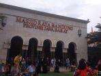 masjid-raya-bandung-1.jpg