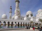 masjid-raya-sheikh-zayed-di-solo.jpg
