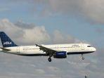 maskapai-jet-blue.jpg