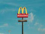 mcdonalds-jepang-menghentikan-penggunaan-alat-makan-plastik-sekali-pakai.jpg