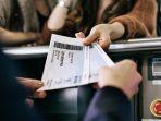 membawa-boarding-pass.jpg