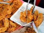 meniriskan-gorengan-dengan-kertas-koran_20180430_202335.jpg