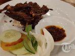 menu-burung-dara-di-waroeng-artis-bali.jpg