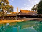 mfuwe-lodge_20171115_164524.jpg