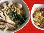 mi-bakso-di-kedai-mie-tegallega-kota-bandung.jpg