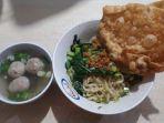 mie-ayam-pak-min-jalan-pandanaran-ii-nomor-2-kota-semarang.jpg