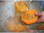 mie-nyemek-jayengan-pak-tres-solo-2.jpg