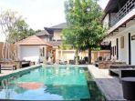 mirah-hostel-bali.jpg