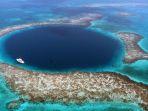 misteri-the-great-blue-hole-akhirnya-terpecahkan.jpg