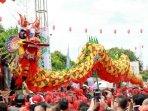 naga-cap-go-meh-beratraksi-usai-menjalani-ritual-buka-mata-naga-di-klenteng-kwan-tie-bio-3.jpg