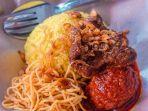 nasi-kuning-h-daud-img.jpg