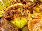 nasi-kuning-muna-cung.jpg