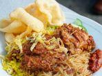 nasi-kuning-sumur-khas-bandung.jpg
