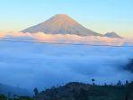 negeri-di-atas-awan-dieng.jpg