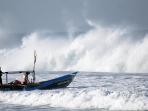 nelayan-pantai-jatimalang_20160909_142519.jpg