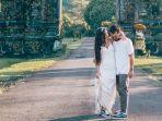 nick-dan-zoe-aust-saat-berbulan-madu-di-bali.jpg