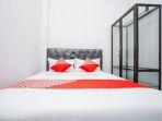 oyo-2210-star-one-guest-house.jpg