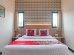 oyo-3793-cihampelas-hotel-2.jpg