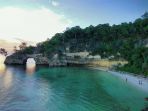 pantai-batu-kerapu-selayar_20180423_162507.jpg