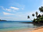 pantai-di-sao-tome-principe-afrika_20181017_165155.jpg