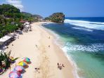 pantai-indrayanti_20170521_202724.jpg