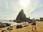 pantai-karang-agung-kebumen.jpg