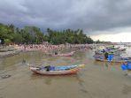 pantai-kelapa-tuban-jawa-timur-2.jpg