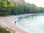 pantai-pasir-putih-kecamatan-watulimo-trenggalek_20180628_163306.jpg