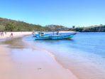Batu Payung dan 5 Tempat Wisata di Lombok untuk Melepas Penat saat Akhir Pekan
