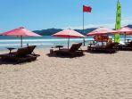 pantai-pulau-merah-di-banyuwangi.jpg