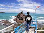 pantai-watu-lumbung.jpg