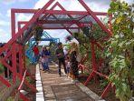 para-pengunjung-saat-berwisata-mengisi-libur-akhir-tahun-di-argowisata-situ-bolang-indramayu.jpg