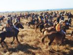 parade-1001-kuda-sandalwood-di-padang-sabana-walakiri_20180713_184338.jpg