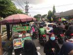 pasar-takjil-ums.jpg