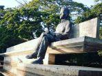 patung-soekarno-di-taman-renungan-bung-karno.jpg