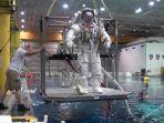 pelatihan-astronot.jpg
