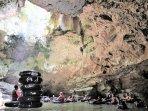 pemandangan-di-dalam-goa-pindul.jpg