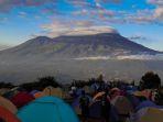 pemandangan-gunung-penanggungan-di-mojokerto.jpg
