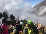 pendaki-terjebak-di-gunung-rinjani_20180730_120341.jpg