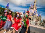pengunjung-di-magic-kingdom-park-walt-disney-world.jpg