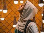 pengunjung-yang-lagi-foto-di-spot-instagramable-rabbit-town-bandung.jpg
