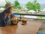 pengunjung-yang-lagi-ngabuburit-di-heha-ocean-view.jpg