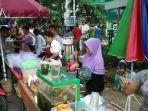 penjual-takjil-di-pasar-santa.jpg