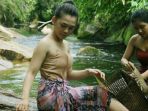 perempuan-dayak-agabag_20170312_110611.jpg