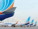 pesawat-flydubai-di-bandara.jpg
