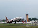 pesawat-komersial-lepas-landas-dari-bandara-halim-perdanakusuma-jakarta-timur.jpg