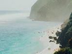pesona-pantai-melasti-di-badung-kuta-selatan-bali-1.jpg