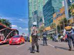 petugas-gabungan-pada-pos-check-point-di-surabaya.jpg